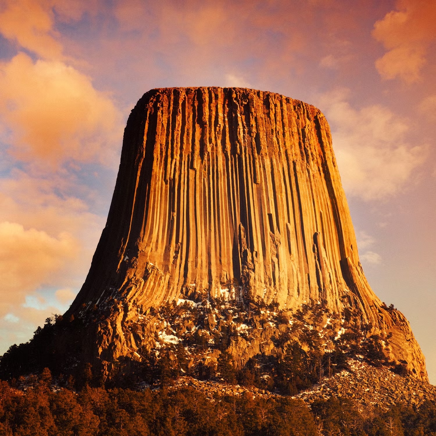 Devils Tower at dusk — a real landmark at the heart of Science Faction